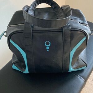 La SENZA SPORT Black and Blue Travel or Gym Bag